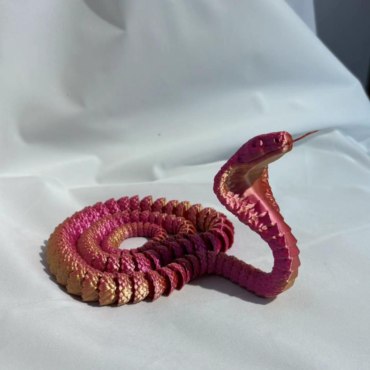 Golden Jointed 3D Printed Snake Model: Auspicious Home Decor & Prank Toy with Fully Movable Body