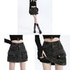 Minigonna in Denim Mimetico Verde Militare con Lavaggio Vintage per l'Uso Casual Estivo