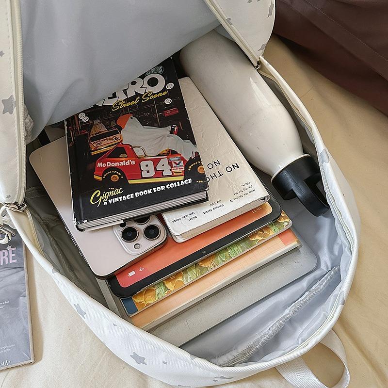 High value, fresh, sweet and cute star backpack, lightweight and simple backpack for junior high school students