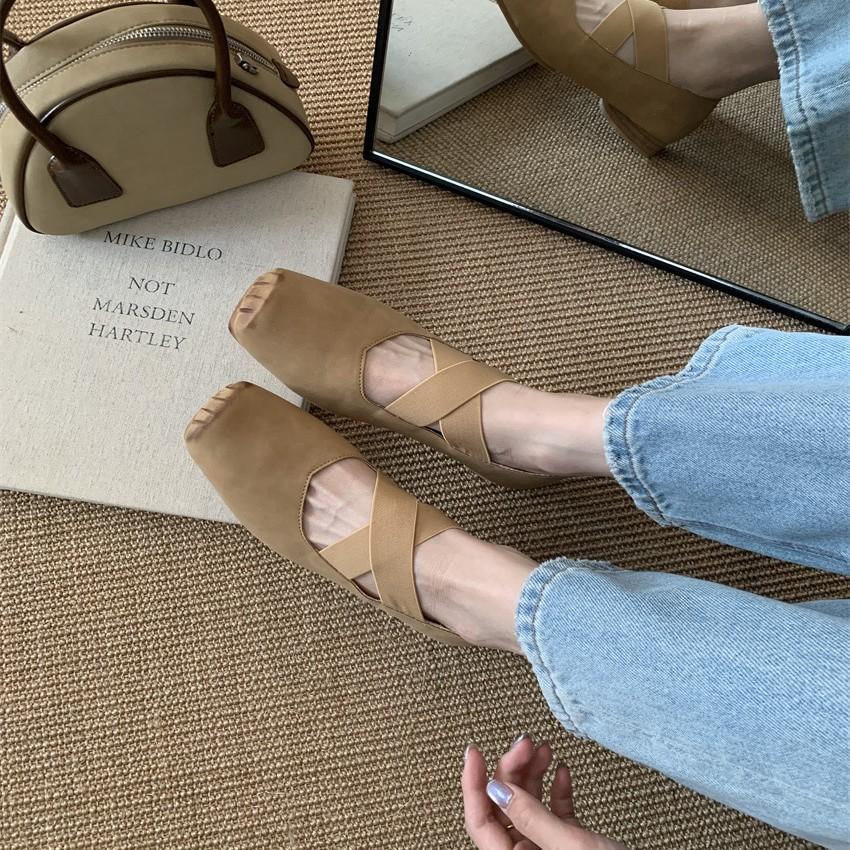French Mary Jane shoes ballet shoes with skirt retro single shoes pig nose square head small leather shoes low heel fairy shoes