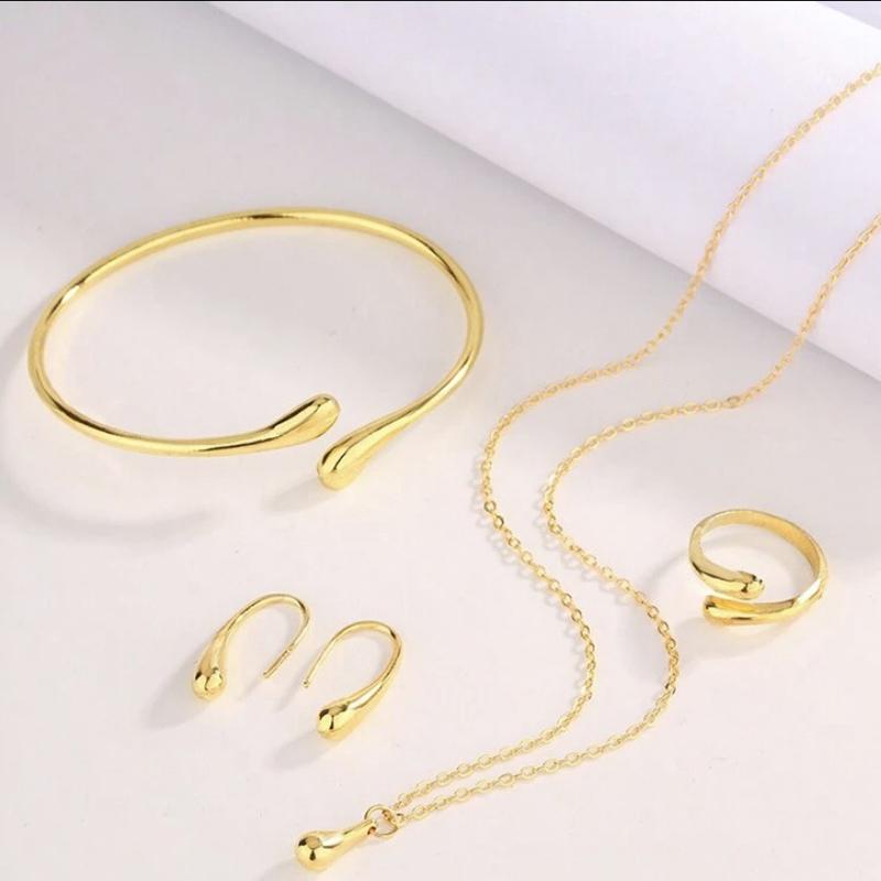 4Pcs Teardrop Jewelry Set Necklace Bracelet Earrings Ring Women Valentine'S Day Gift