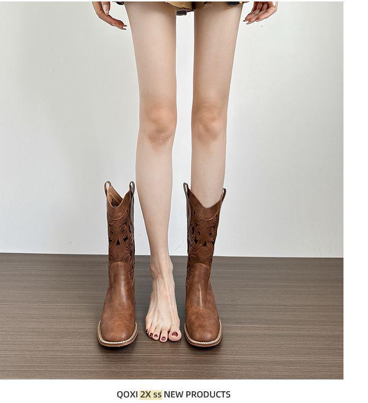 Botas Western Cowboy Bordadas de Couro Macio Femininas - Marrom Retrô Cano Médio Estilo Deserto de Verão (2025)