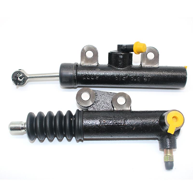 2 models Clutch Slave Cylinder pump / Clutch master cylinder for Chinese SAIC MAXUS LDV V80 Auto car motor parts