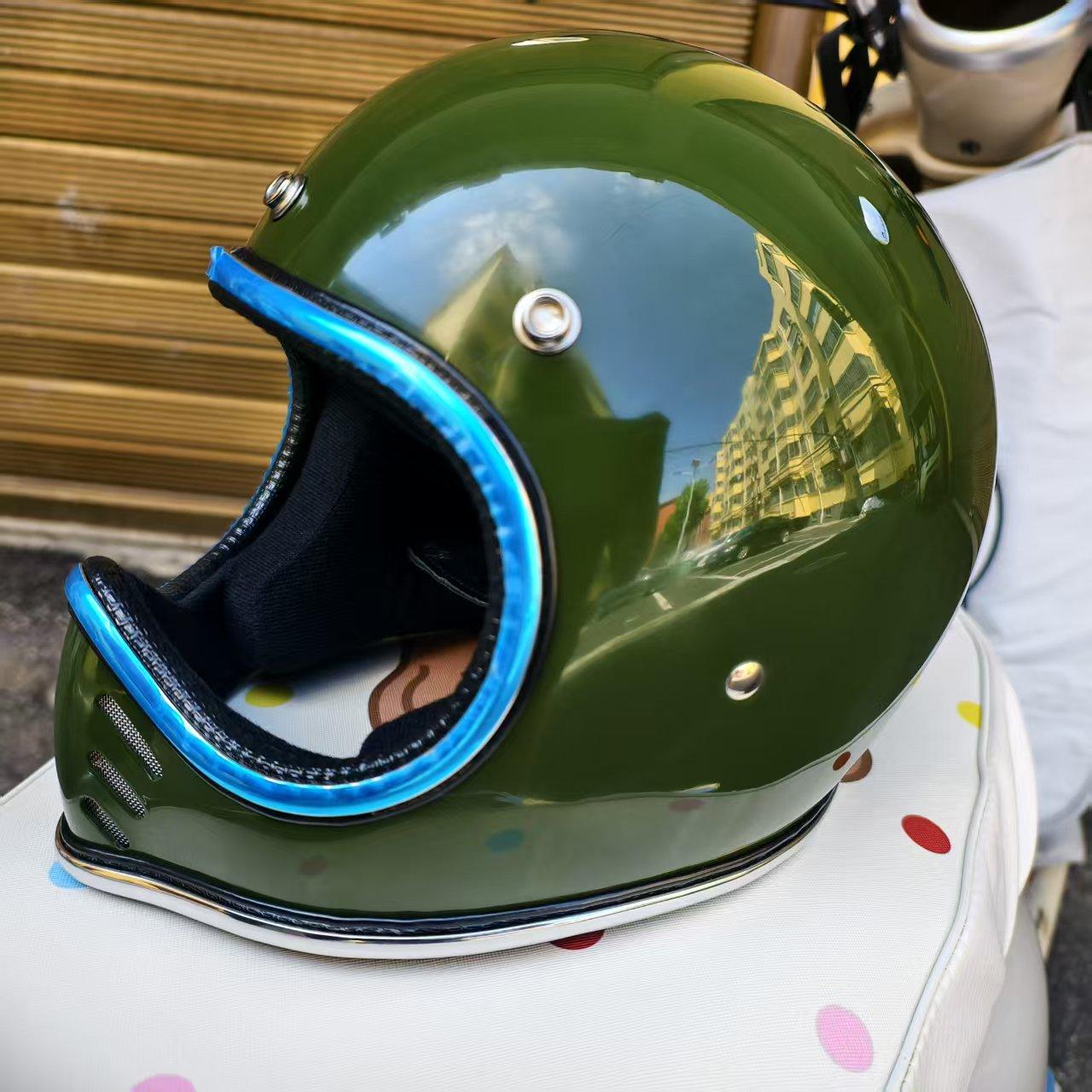 

HOT Pointed Nose Small Helmet Chrome Silver Rim Retro Moto Fiberglass Helmet Four Season Full Face Helmet for Men and Women XXL зелений