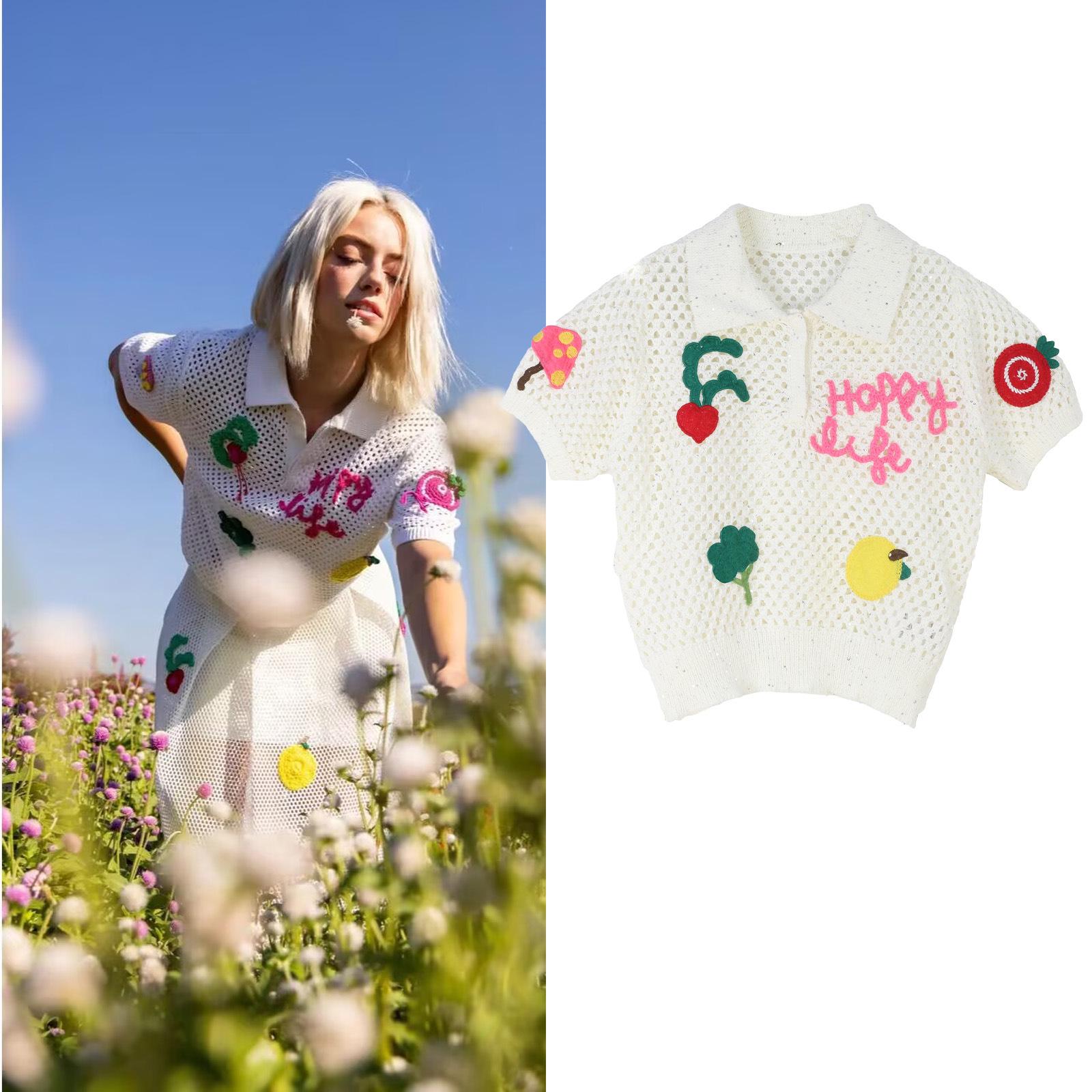

Miao s Embroidered Polo Collar Short-Sleeve Knit Top Large