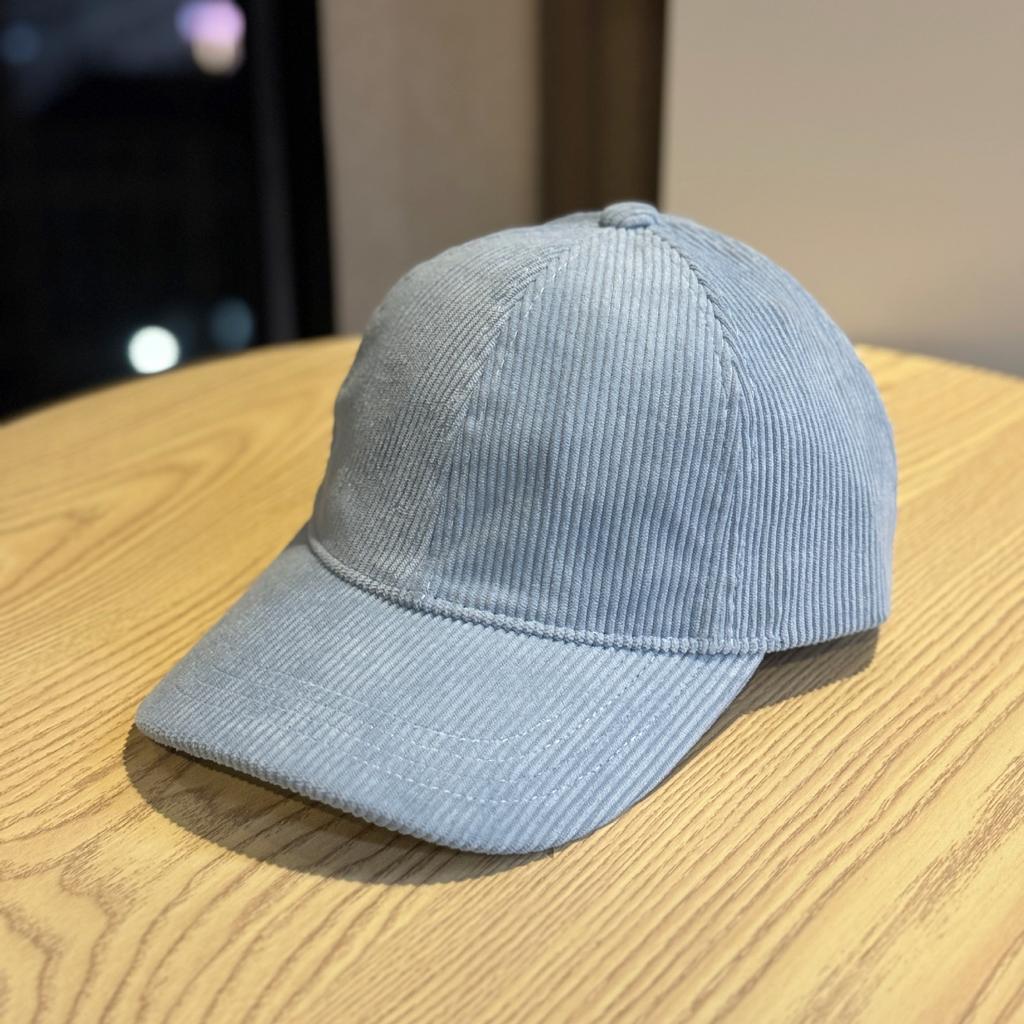 Korean-style winter corduroy baseball cap that makes the face look smaller, with a deeper and wider fit for larger faces, in Ankara red, suitable for
