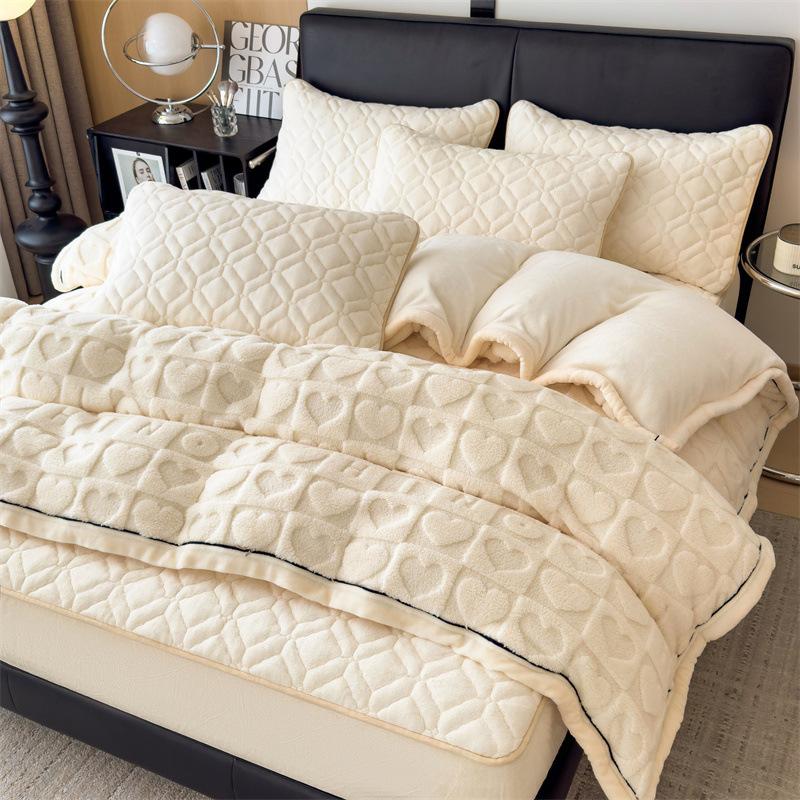 Winter 3D Carved Tafu Velvet4-Pcs Set, Mattress Padded Non-Slip Bedspread Thickened Solid Color Milk Velvet 3-Pcs Set