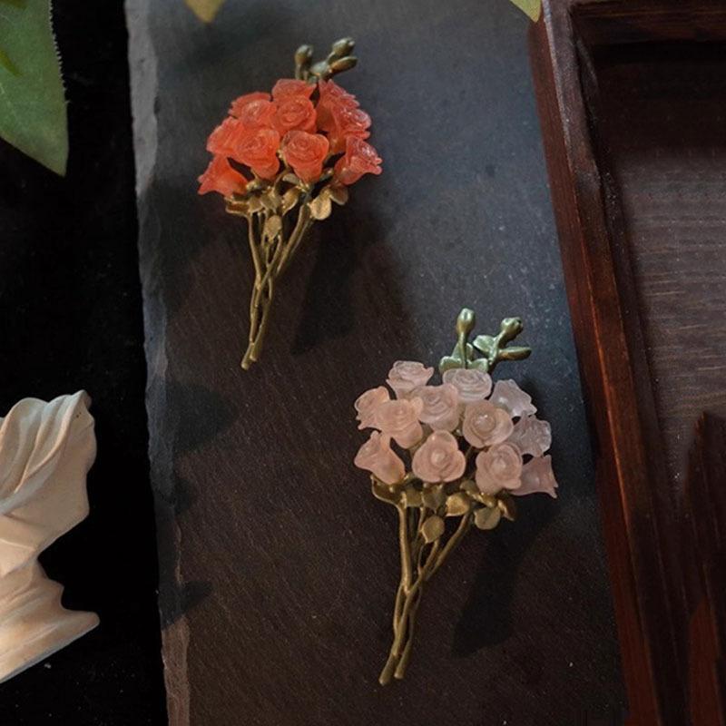 Rose Bouquet Brooch Women'S 2023 Corsage Anti-Light Pin Niche Design Sense Suit Accessories