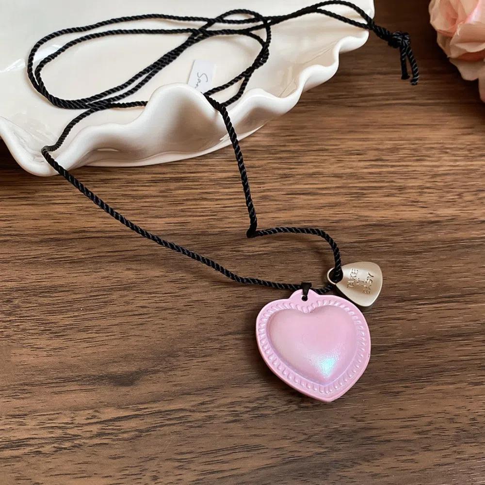 Hanging Neck Leather Love Heart Necklace Leather Pendant Korean Sweater Chain  Women