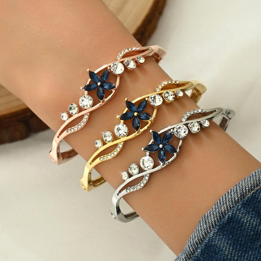 Accessories Women'S Rhinestone Geometric Open Folding Bracelet Inlaid Zircon Bracelet