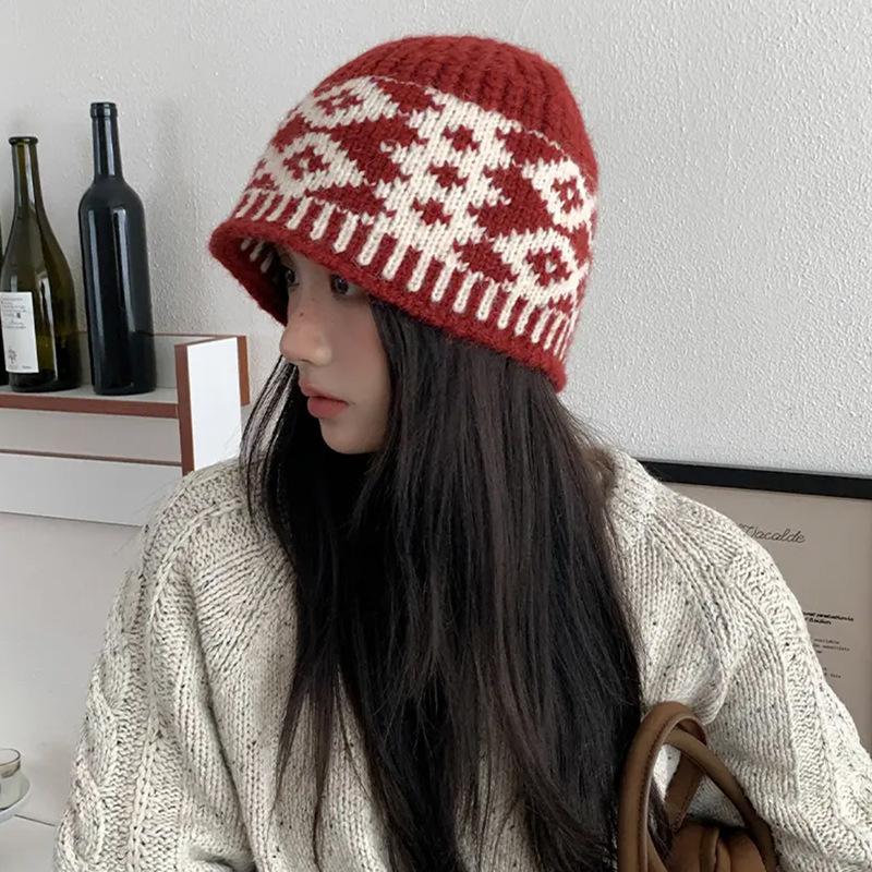 

Autumn and Winter Warm Knitted Hat for Women Small Face Retro Trendy Woolen Hat New Ear Protection Bucket Baotou Cold Hat for Men M（56-58cm）