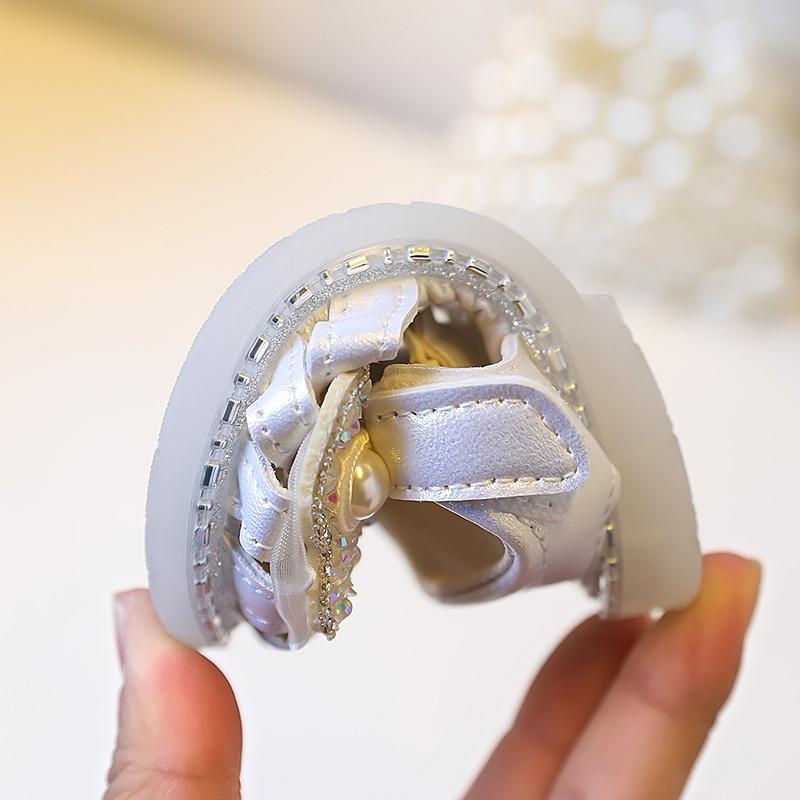 Girls Princess Shoes Cute Pearls Hollowed-out Toddler Sandals Non-slip 2025 Summer New Baby Walking Shoes Soft Sole Sweet Bows
