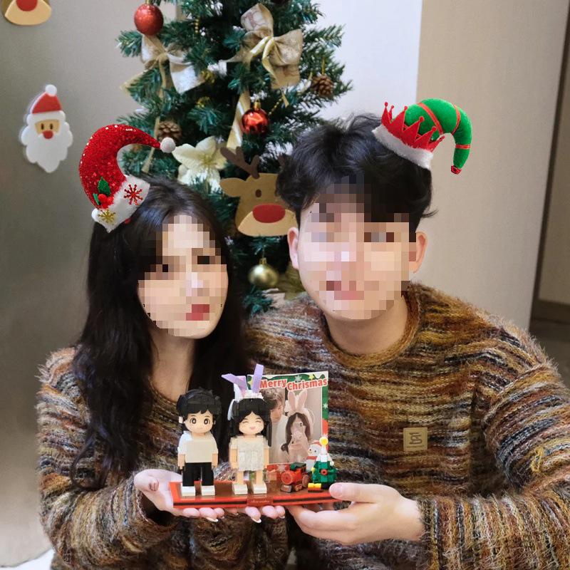 Christmas Tree Hat with Cute Santa Legs - Festive Headwear for Men & Women, Perfect Christmas Gift & Photo Prop