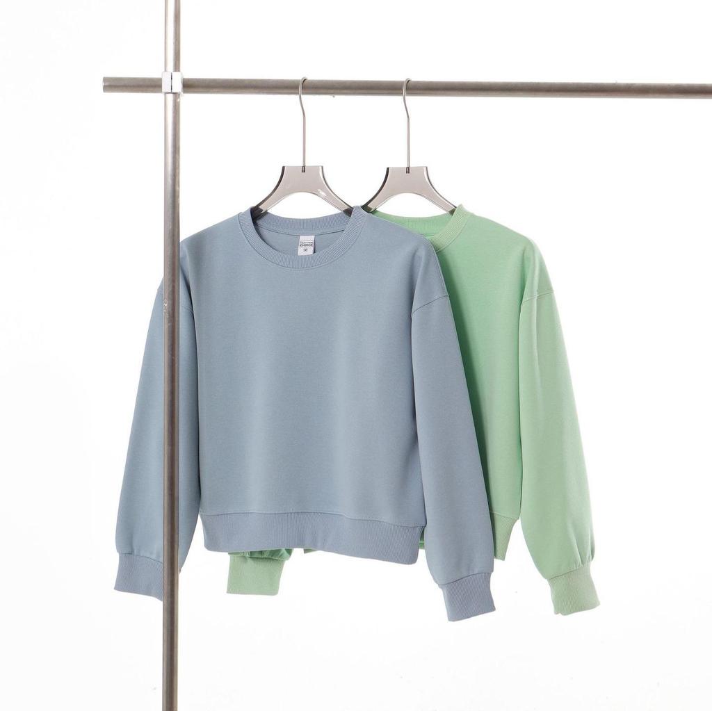 Trendy Women's Cropped Sweatshirt - Plain Color, Loose Fit, Versatile Round Neck Autumn/Winter Top