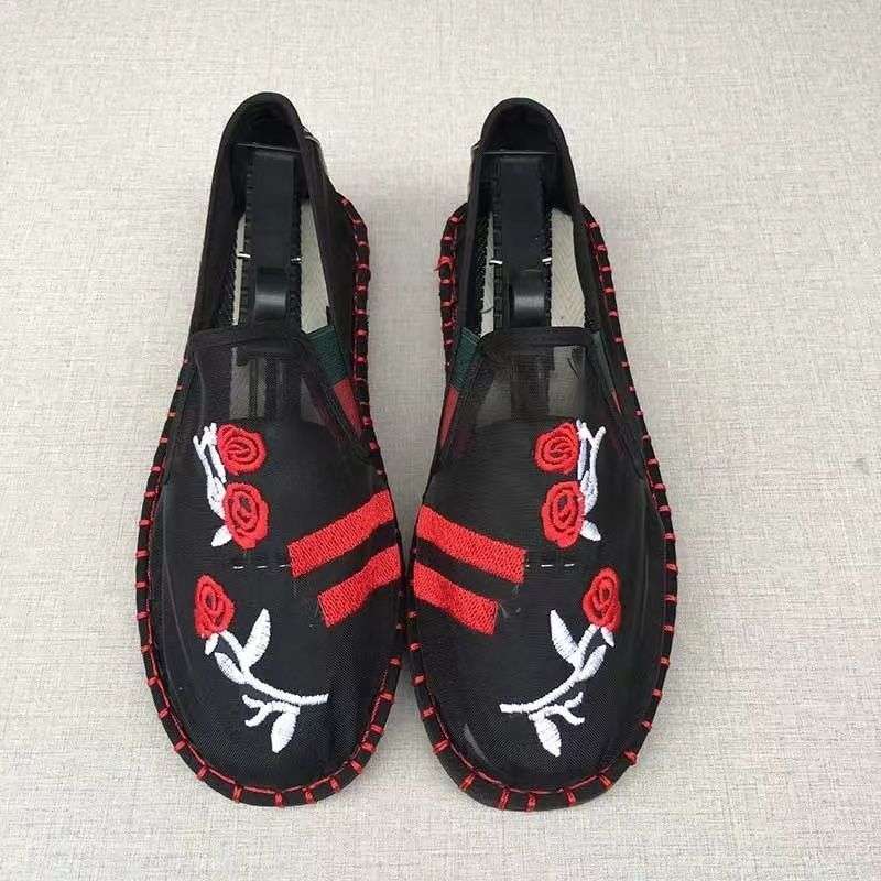 Old North Handmade Cloth Shoes Social People Hollow Mesh Shoes Air Conditioning Shoes Lazy Pervert Embroidery Face Mesh Sandals