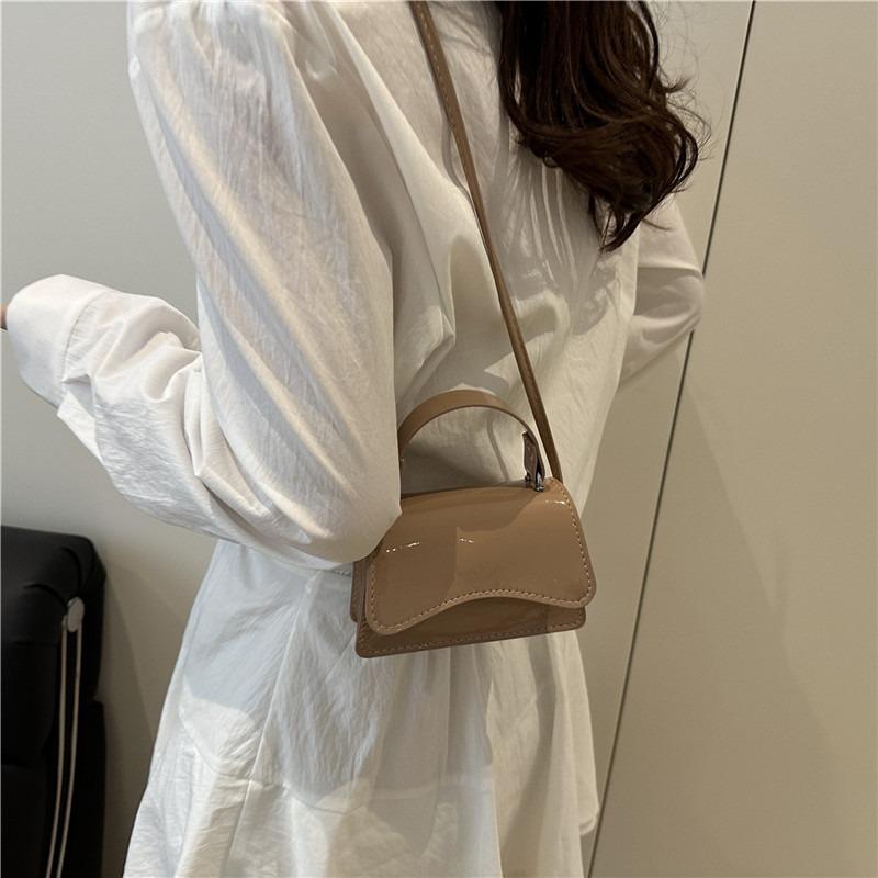 New Fashion Popular Shoulder Bag Retro Children Solid Color Handbag Niche Design Messenger Bag