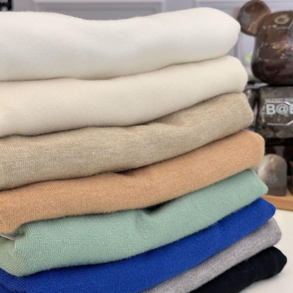 Ladies' Round-neck Pullover Slim Solid Color Sweater Versatile Long-sleeved Casual Knitted Sweater