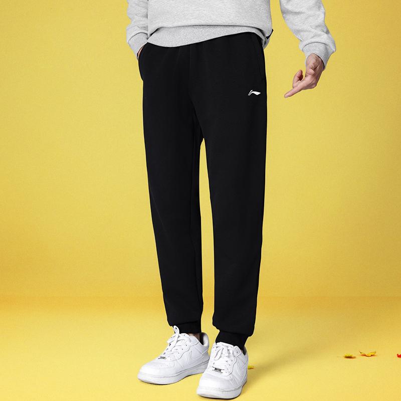 Li Ning Badminton Series Fleece Lined Thick Mid Waist Drawstring Loose Solid Color Cuffed Knitted Sports Pants Unisex Bottoms Black AKLUE45-1