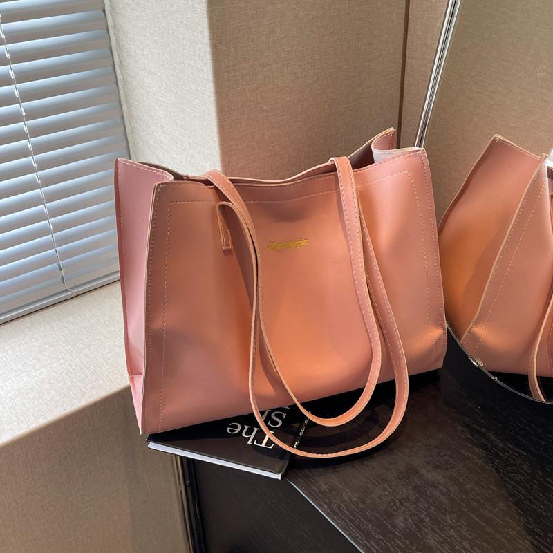 Fashionable 2024 Summer Trendy Casual Pu Leather Tote Bag For Everyday Use