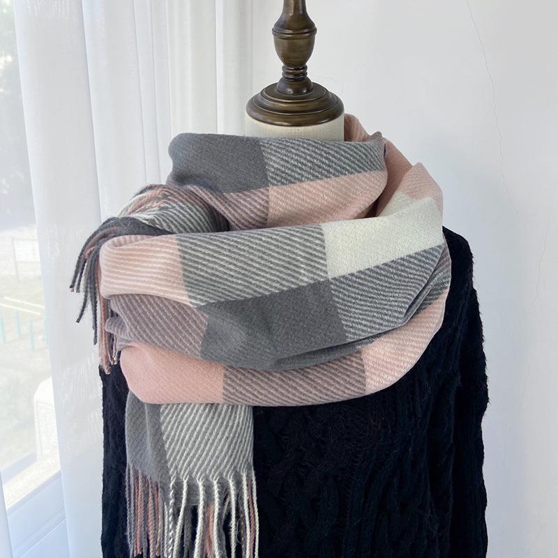 Geometric Plaid Scarf - Windproof Warm Winter Scarf with Fringe Edges, Unisex Elegant Casual Scarf for Women Fall Winter Fashion Accessory