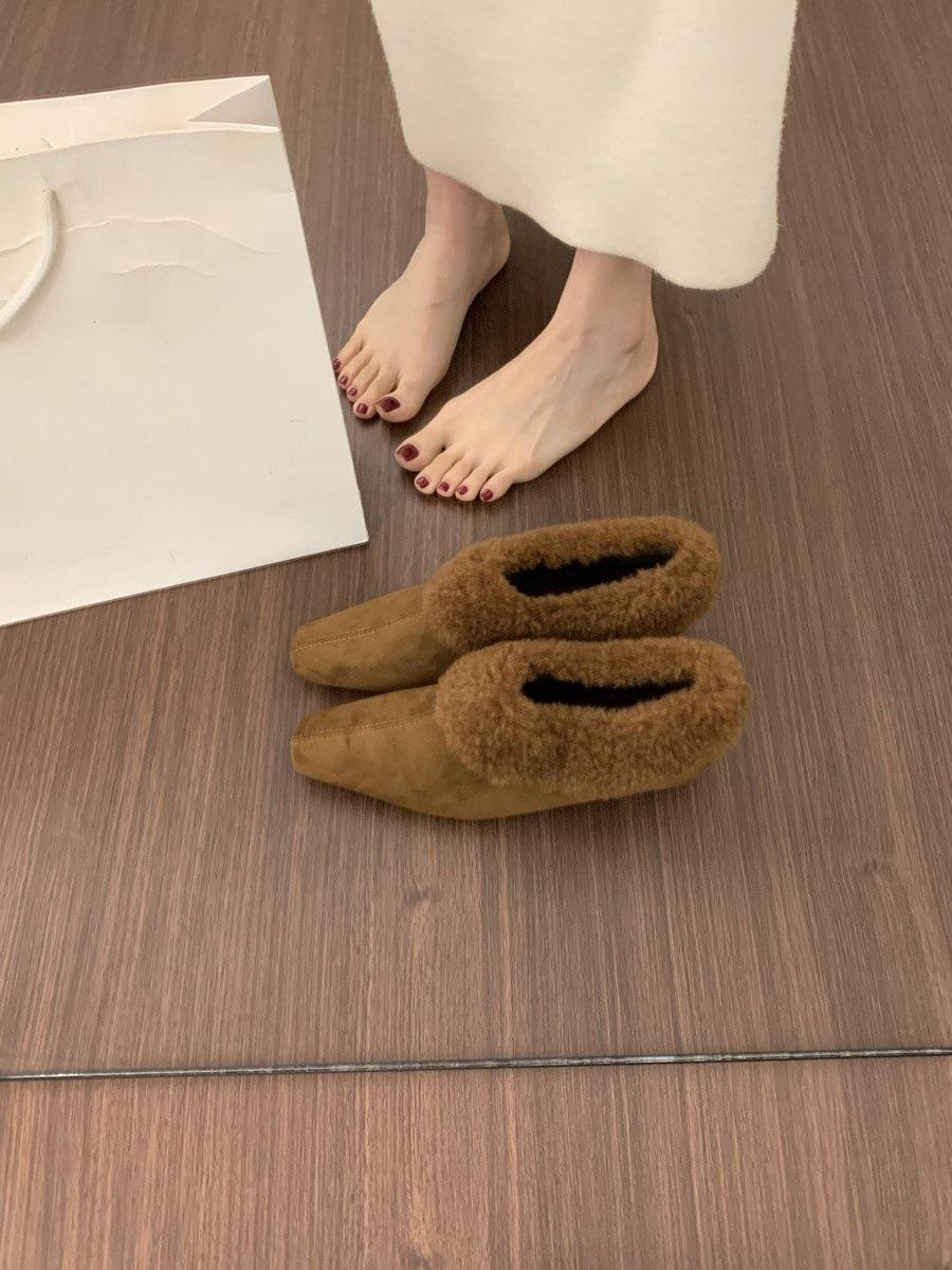 French retro niche pointed cotton ladyshoes increase height in one pedal, keep warm in autumn and winter, and add fleece for women 35