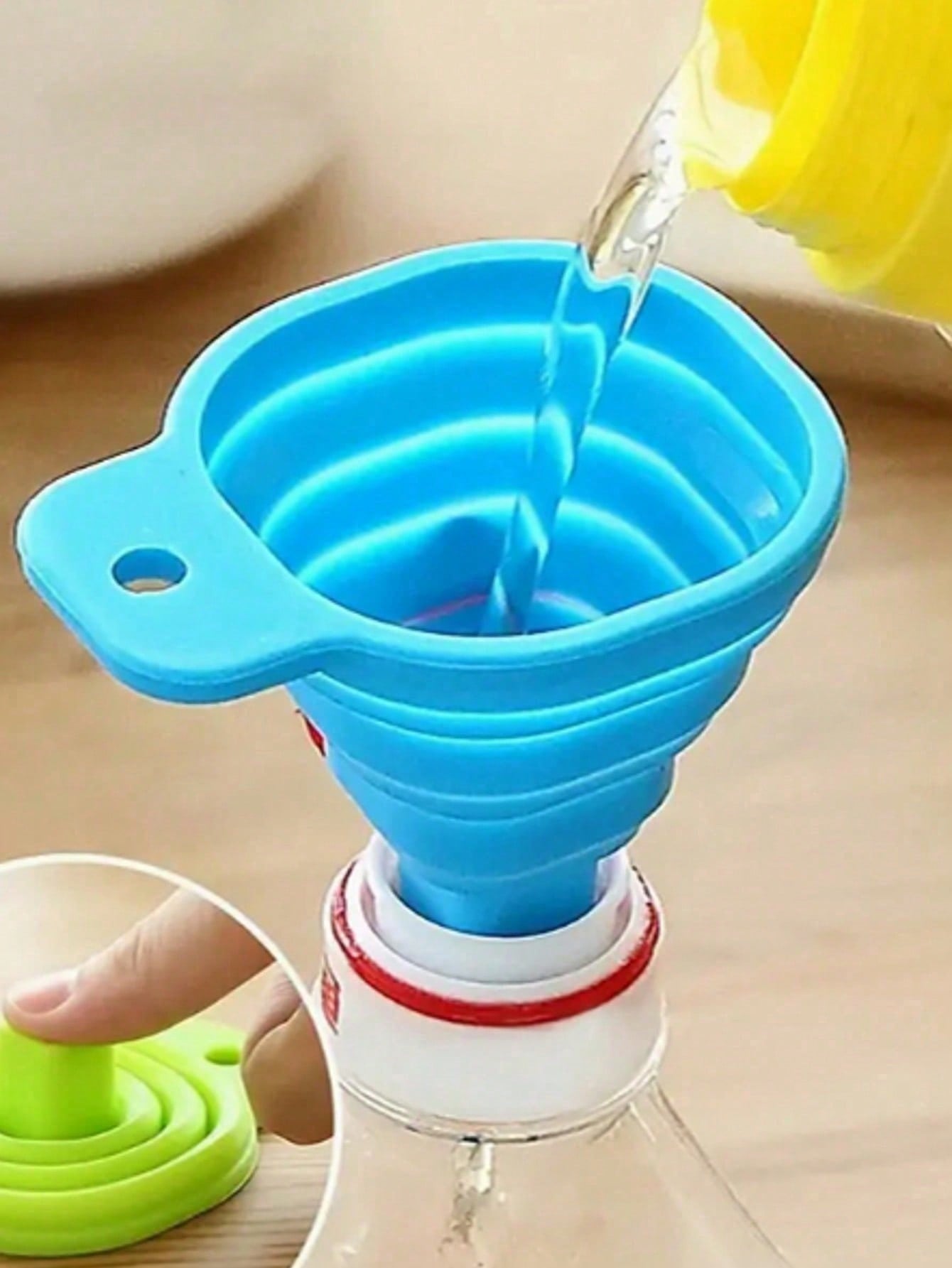 1PC Folding Funnel Portable Small Funnel Large Wine Leak Multi-Purpose Kitchen Large Caliber Oil Leak Pouring Splatter Proof Kitchen Accessories blue