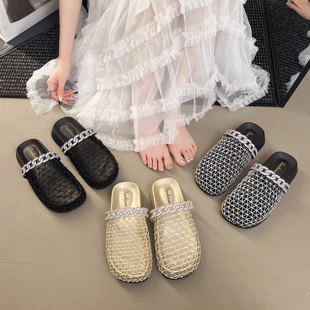 Retro woven fishing net cool slippers women's outer wear 2025 summer new rhinestone thick bottom word with bag head half slippers