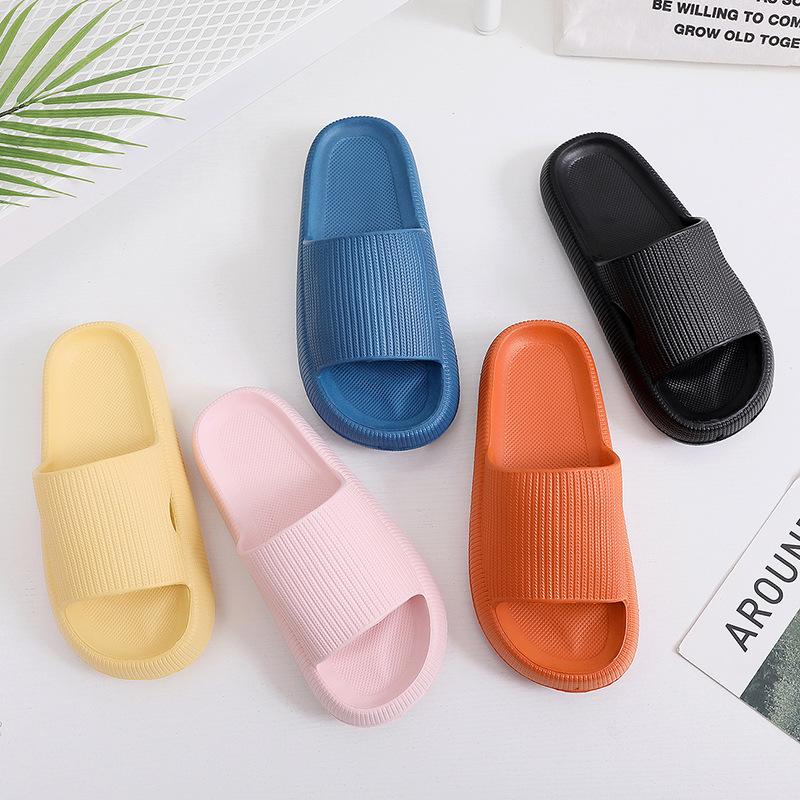 Fashion Smile Pop Summer Simple Style Thick Sole Slippers Indoor Casual Slippers Men Non-slip Bathroom Shoes Men Breathable Sandals