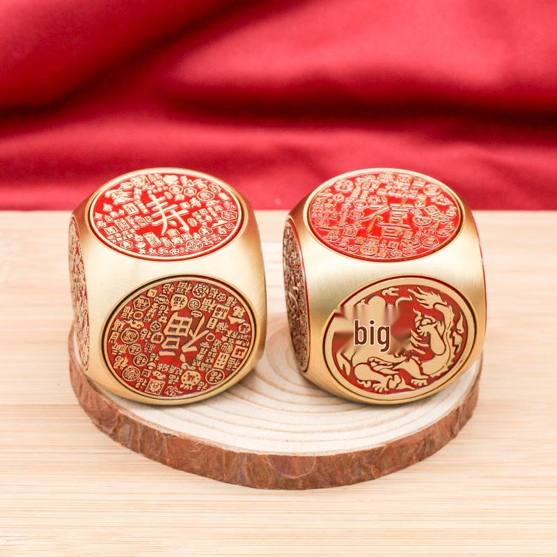 Mosazná vícestranná rotující dekompresní ozdoba pro přilákání bohatství a pokladů