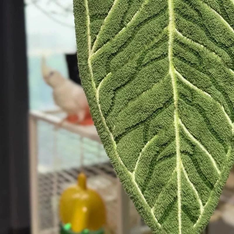 1Ps Large Tropical Green Plant Creative Wall-hung Kitchen and Bathroom Towel, Coral Fleece Material Towel