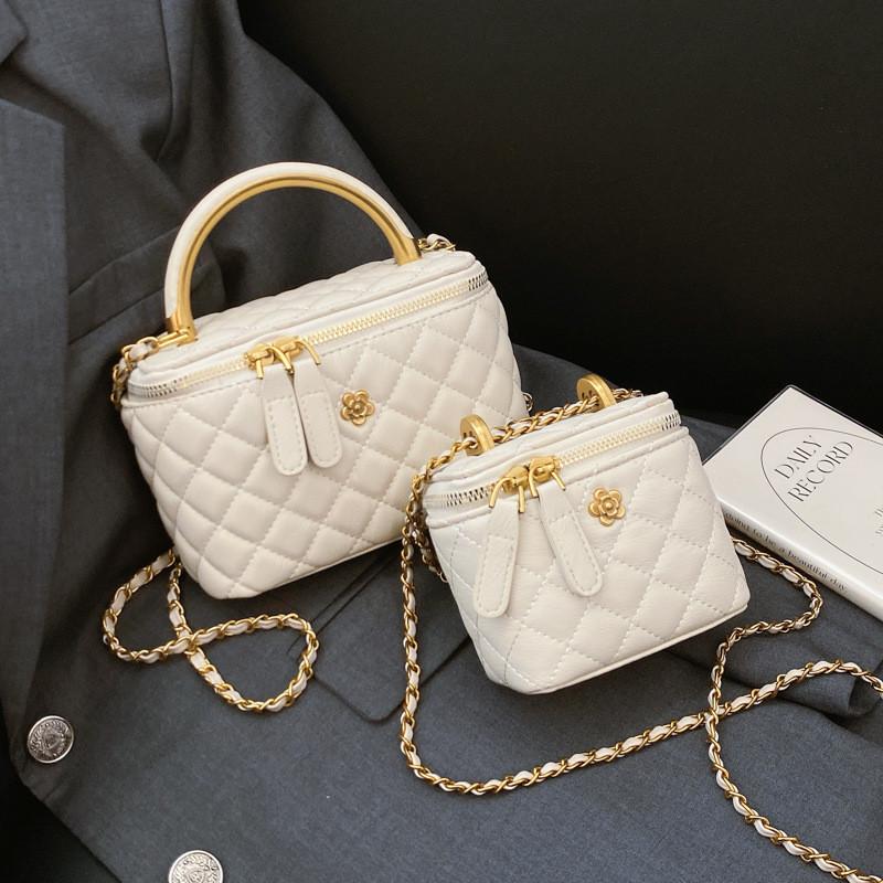 Pu Small Box Handbag With Quilted Design And Chain Handle For Urban Fashion