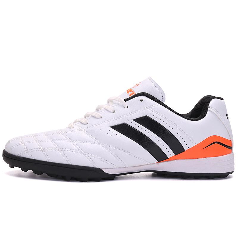 New Non Spike Casual Football Shoes for Kid Adult Size 31-46 Top Quality Futsal Soccer Boots Cleats Non-Slip Lightweight Shoes