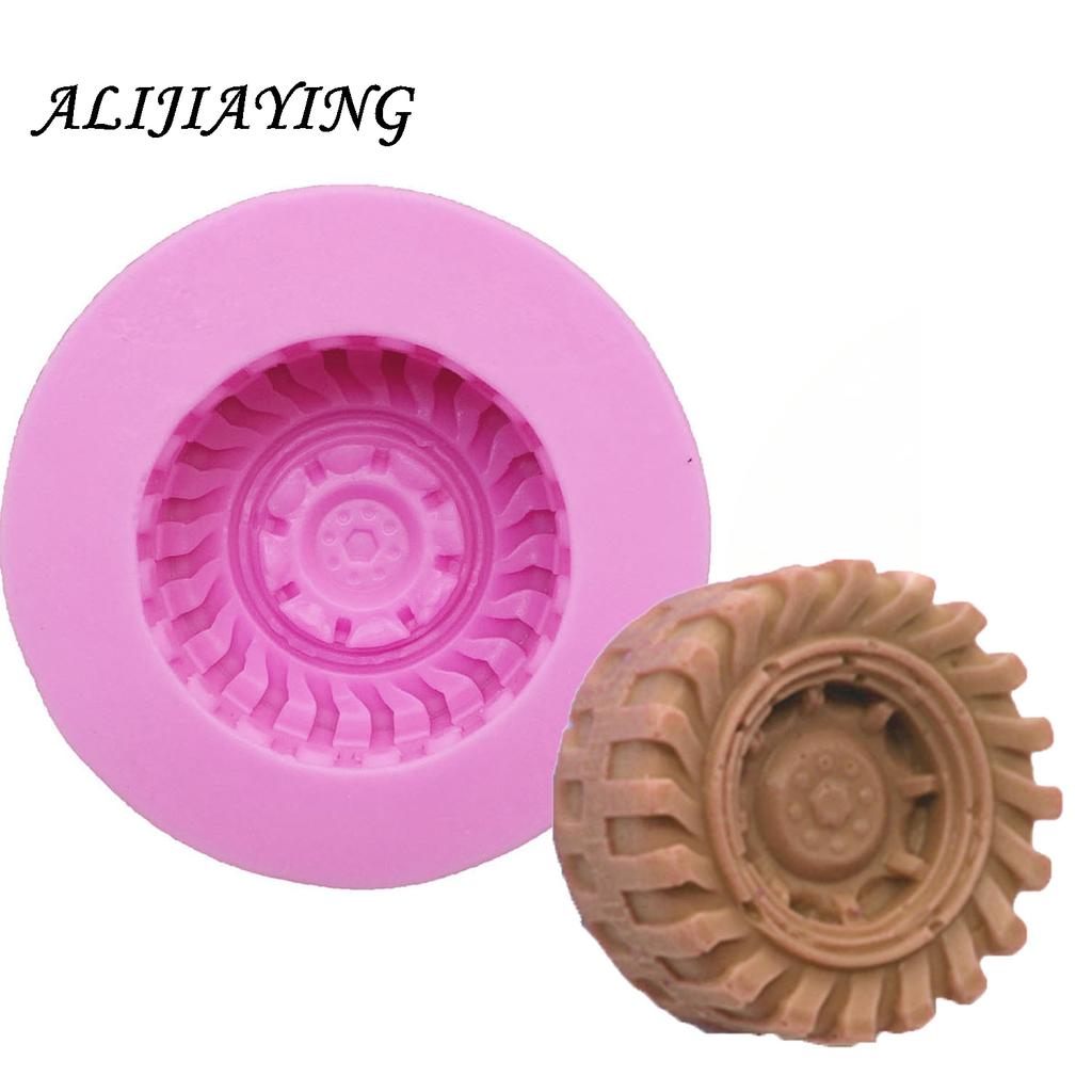 1Pcs Silicone Mold Tires Wheel Chocolate Cake Molds Car Tyre Shape Fondant Cake Decorating Tools Resin Clay Soap Mold D0623