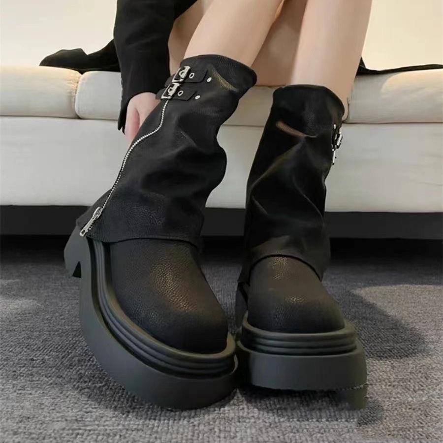 

Жіночі ретро черевики Мартін у британському стилі на товстій підошві, з плюшем, коричневі для осені та зими. Size 35 чорний