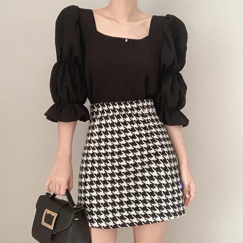 

Футболка с короткими рукавами и квадратным вырезом в стиле ретро в стиле ретро, ​​женское летнее платье, новая маленькая дизайнерская рубашка S чёрный