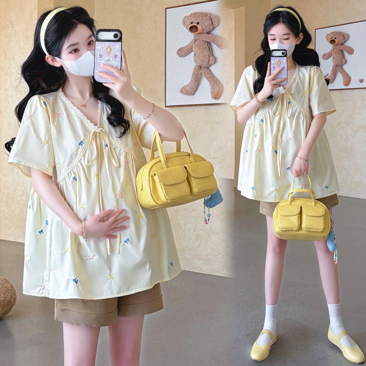 2026 Spring/Summer Maternity Korean V-neck Bow Embroidery Doll Shirt + Tummy Support Shorts 2XL