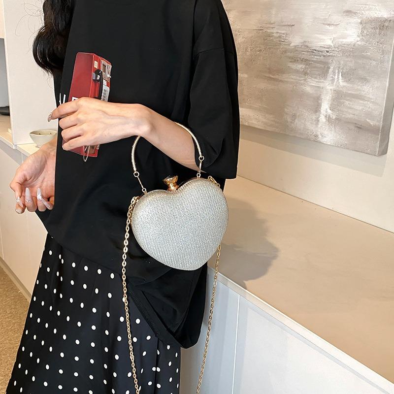 New Dinner Party Bag Niche Design Texture Cute Heart Small Bag Women's Bag Handbag Shoulder Messenger Bag