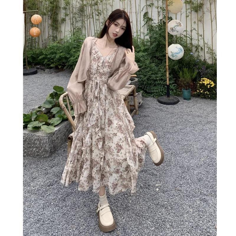 French Ruffle Leaf Edge Floral Suspender Dress Two-piece Set Summer New Small Seaside Vacation Dress