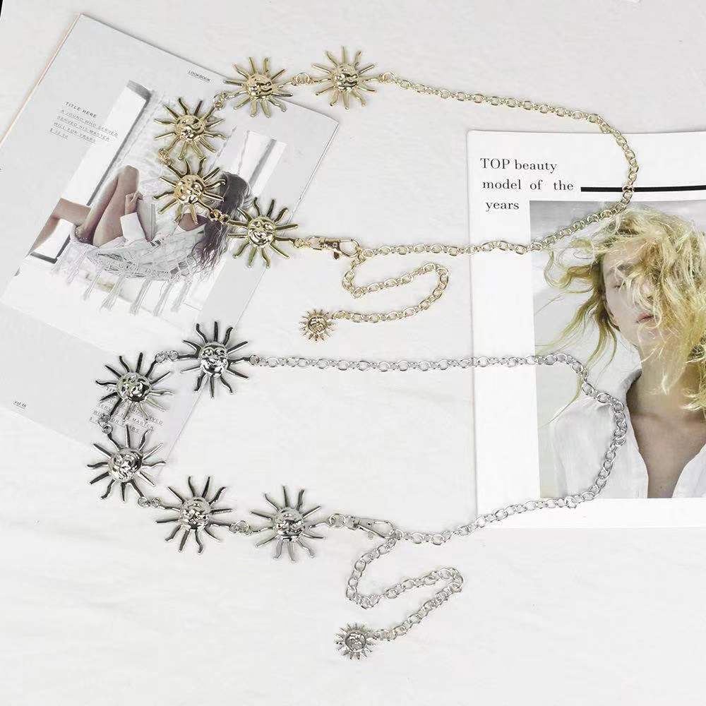 Ceinture pour Femme Niche Visage Souriant Métal Tournesol Chaîne de Taille Chaîne de Corps Nouvelle Décoration de Taille de Jupe Ajustable