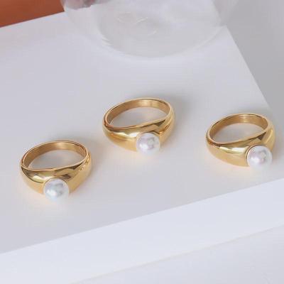 18 Karat vergoldeter französischer Retro-Perlenring aus Titan – schlichter, eleganter Ins-Stil