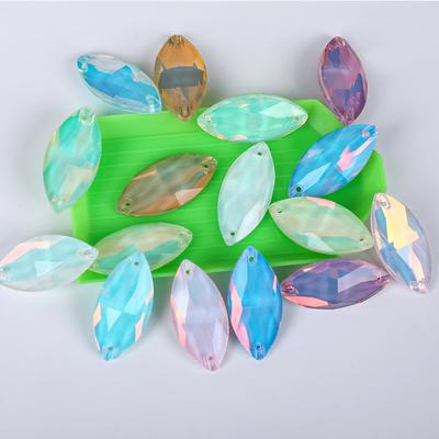 Naaien en breien – Strass-steentjes