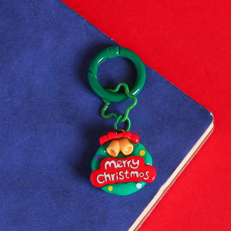 Cartoon Christmas Keychain: Cute Tree, Santa, and Snowman Accessories for Kids' Schoolbag Decoration