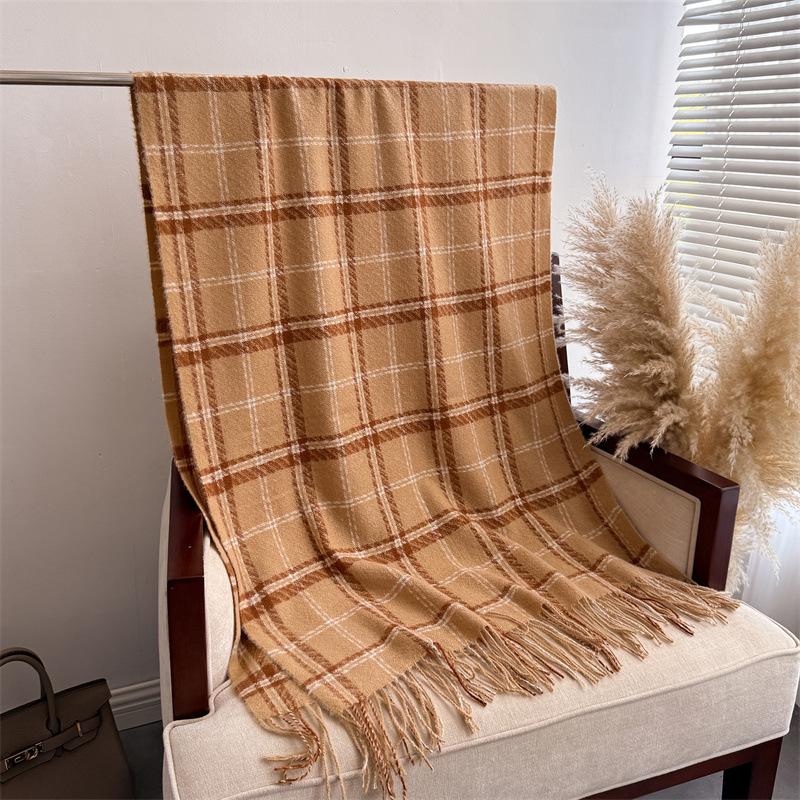 Korean Atmosphere Plaid JK Scarf, Adult Unisex Autumn Winter Thickened Warm Versatile Scarf with Tassels, Fashionable Casual Style