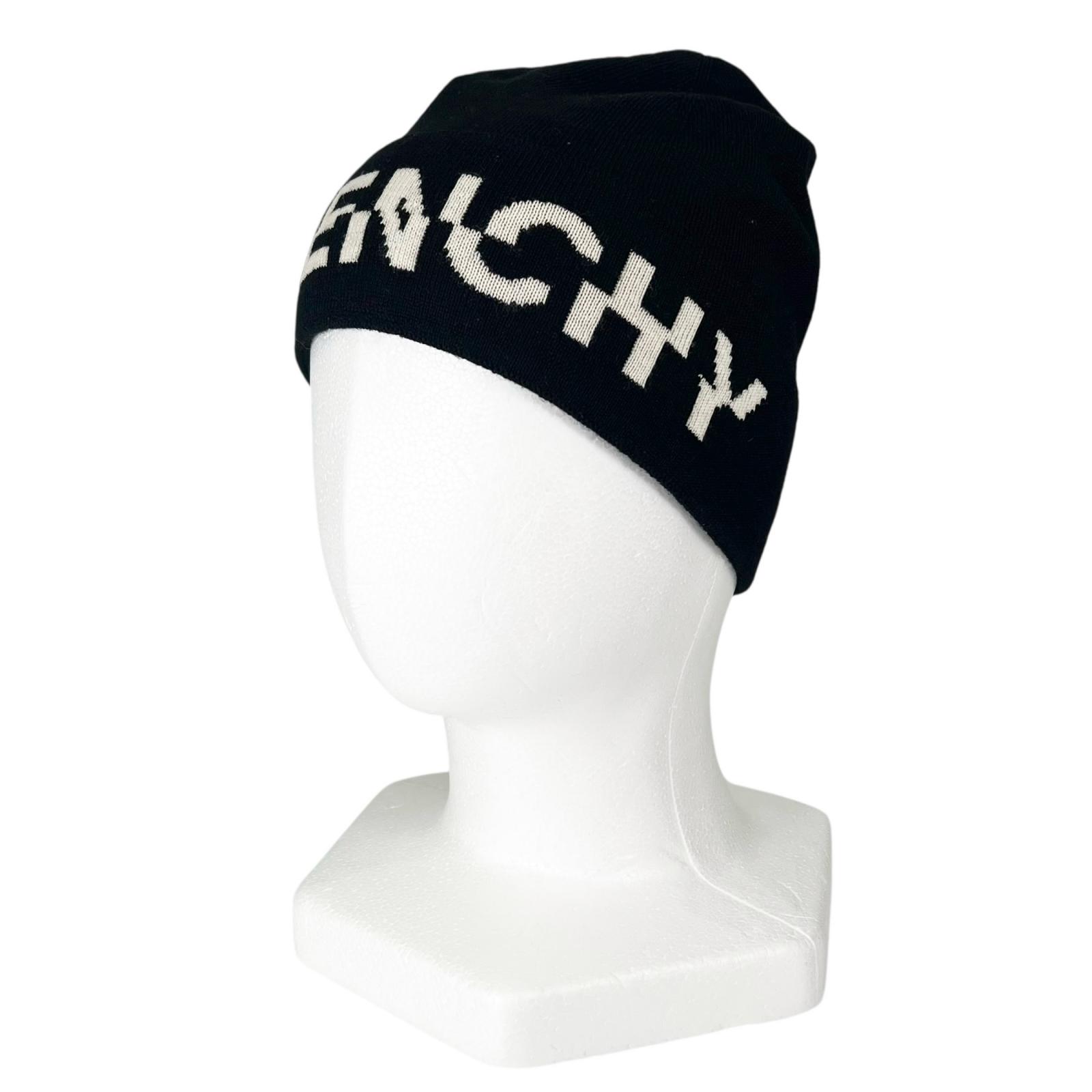 

Pristine GIVENCHY Knit cap black wool mens Used