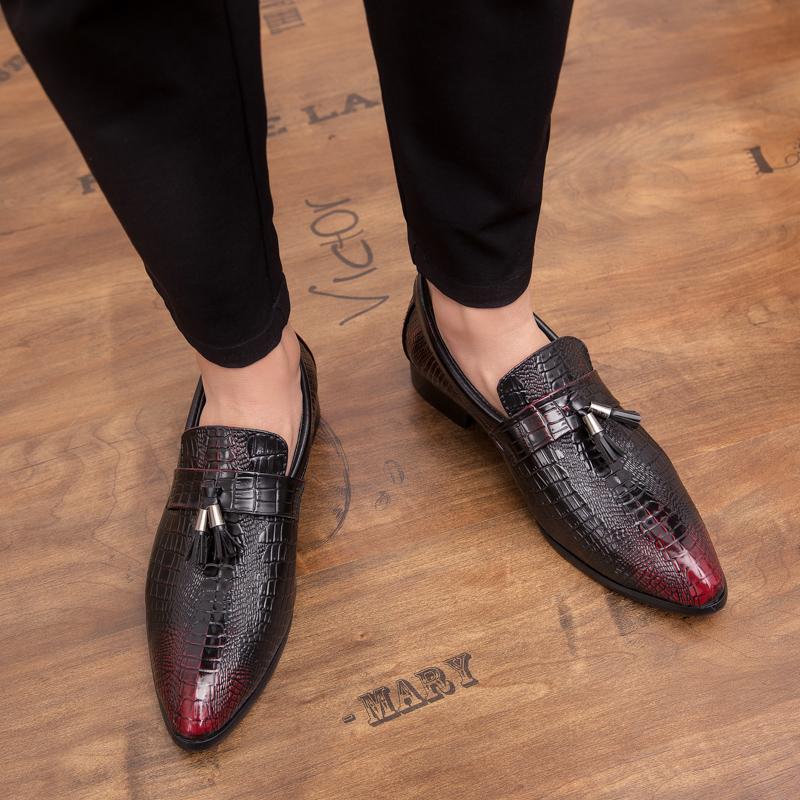 Men's Fashion Tassel Soft Moccasins Mens Genuine Leather Casual Loafers Outdoor Driving Flats Shoes