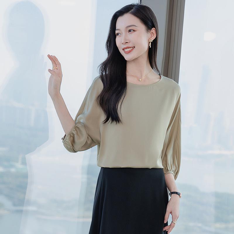 

Women s 2025 Spring/Summer Heavyweight Mulberry Silk Seven-Sleeve Blouse (A3658) L