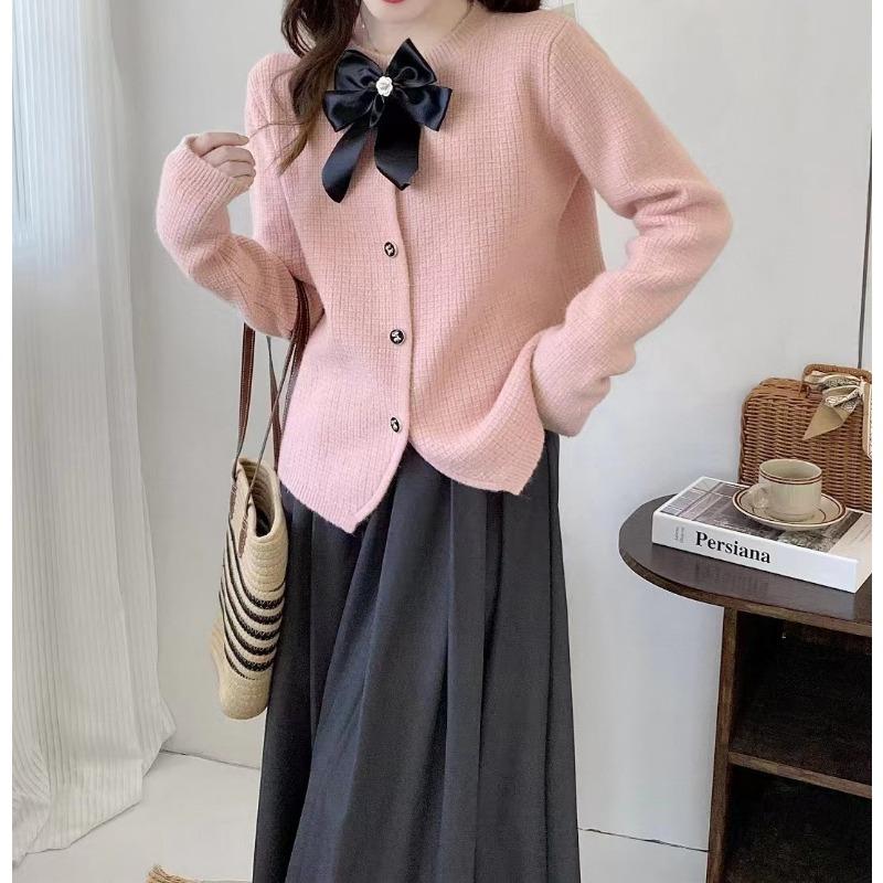 Spring and Autumn New Sweet Casual Design Jacket Women's Bow Crew Neck Fashion Knitted Cardigan Sweater Women's