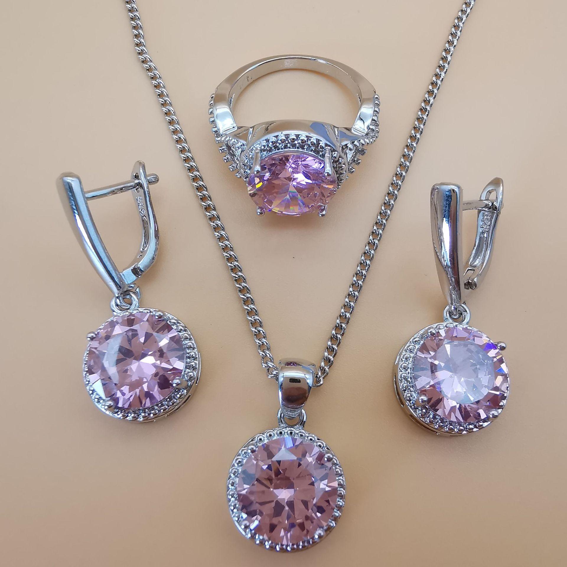 New Women s Collarbone Chain Jewelry Round Diamond Three-piece Set Size 6 розовый