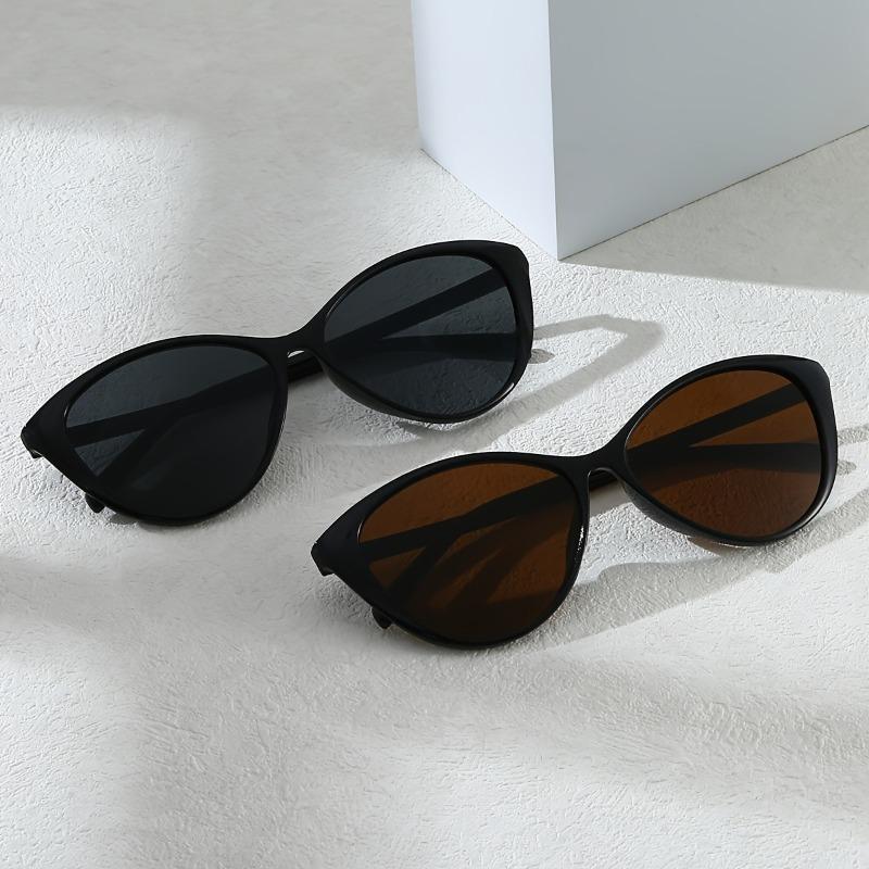 A fashionable pair of fox head cat eye glasses - decorative glasses suitable for skating and outdoor activities