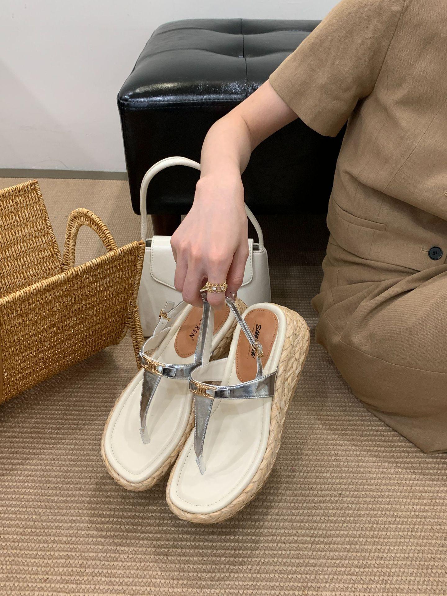 

2025 summer new straw woven retro platform herringbone sandals women s summer wear open-toed sandals 35